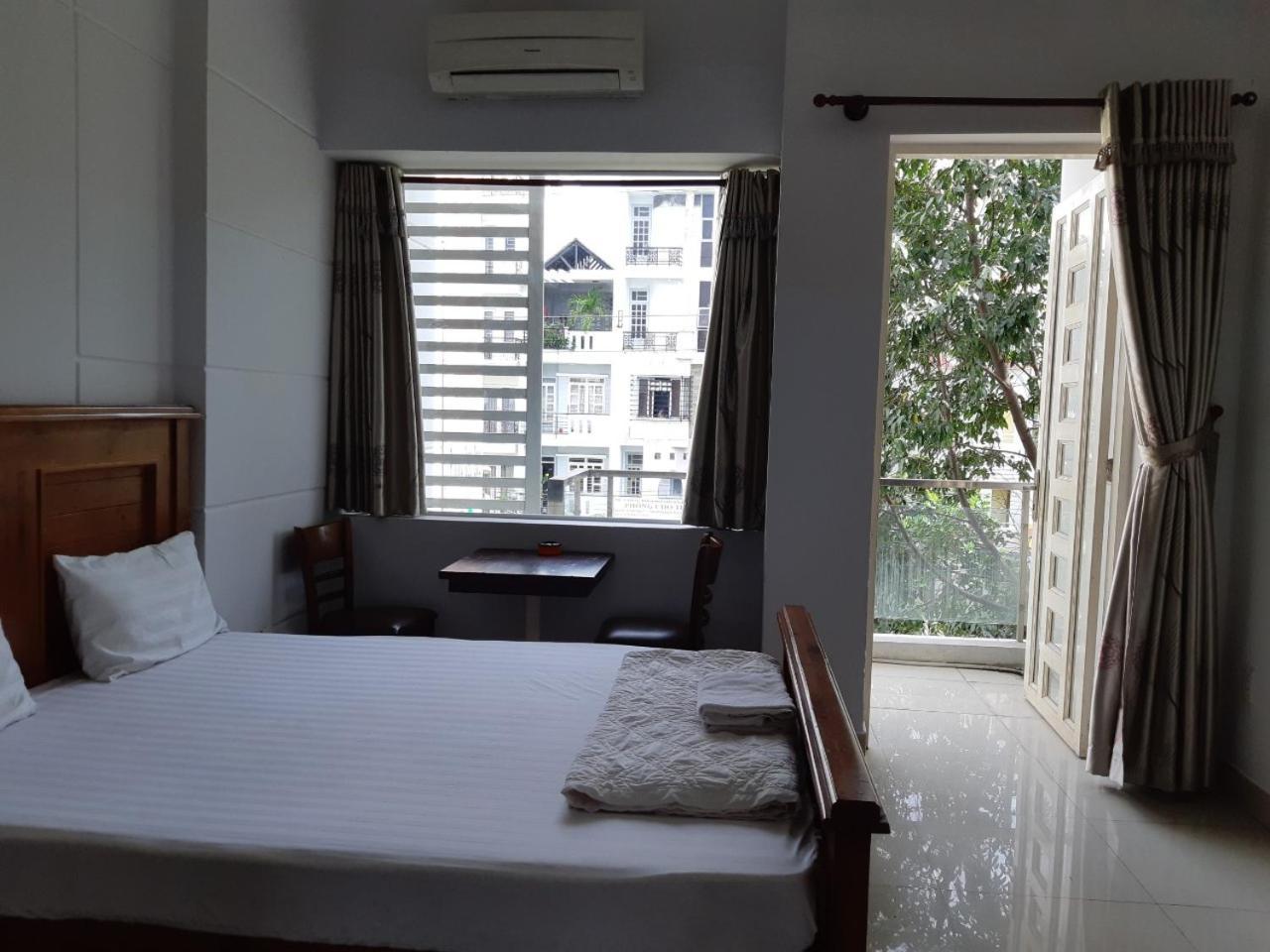 Hotel Tay Bac Thành Pho Ho Chí Minh Esterno foto